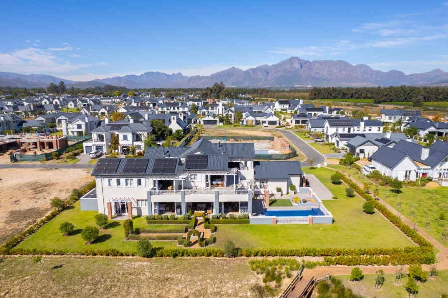 5 Bedroom Property for Sale in Val De Vie Estate Western Cape